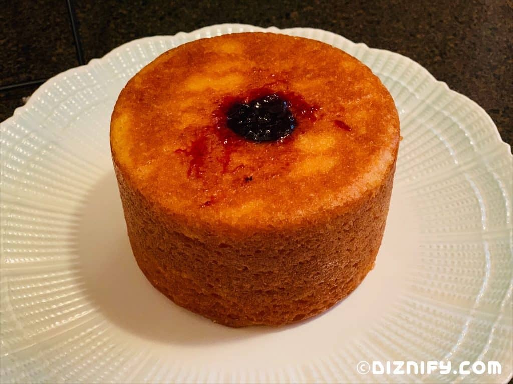 fill cake with blueberry jam