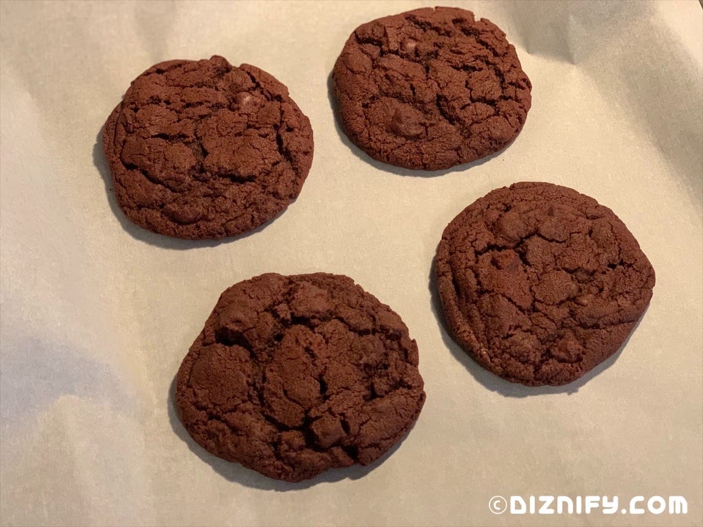 chocolate cookies for sandwiches