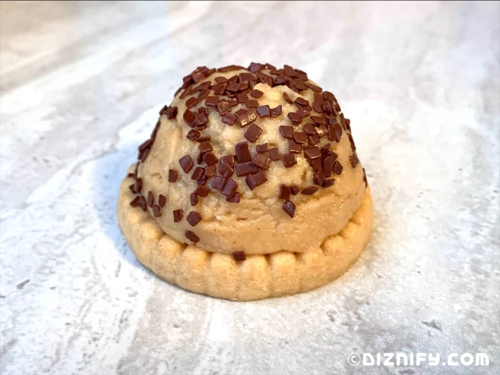 Peanut Butter Filling on a shortbread cookie