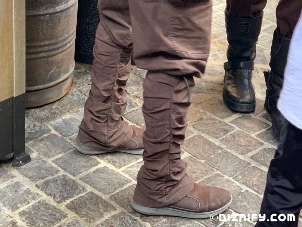Galaxy's Edge outfit with brown closed toed shoes