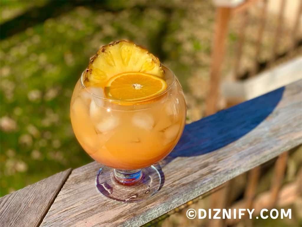 pineapple orange cocktail garnish